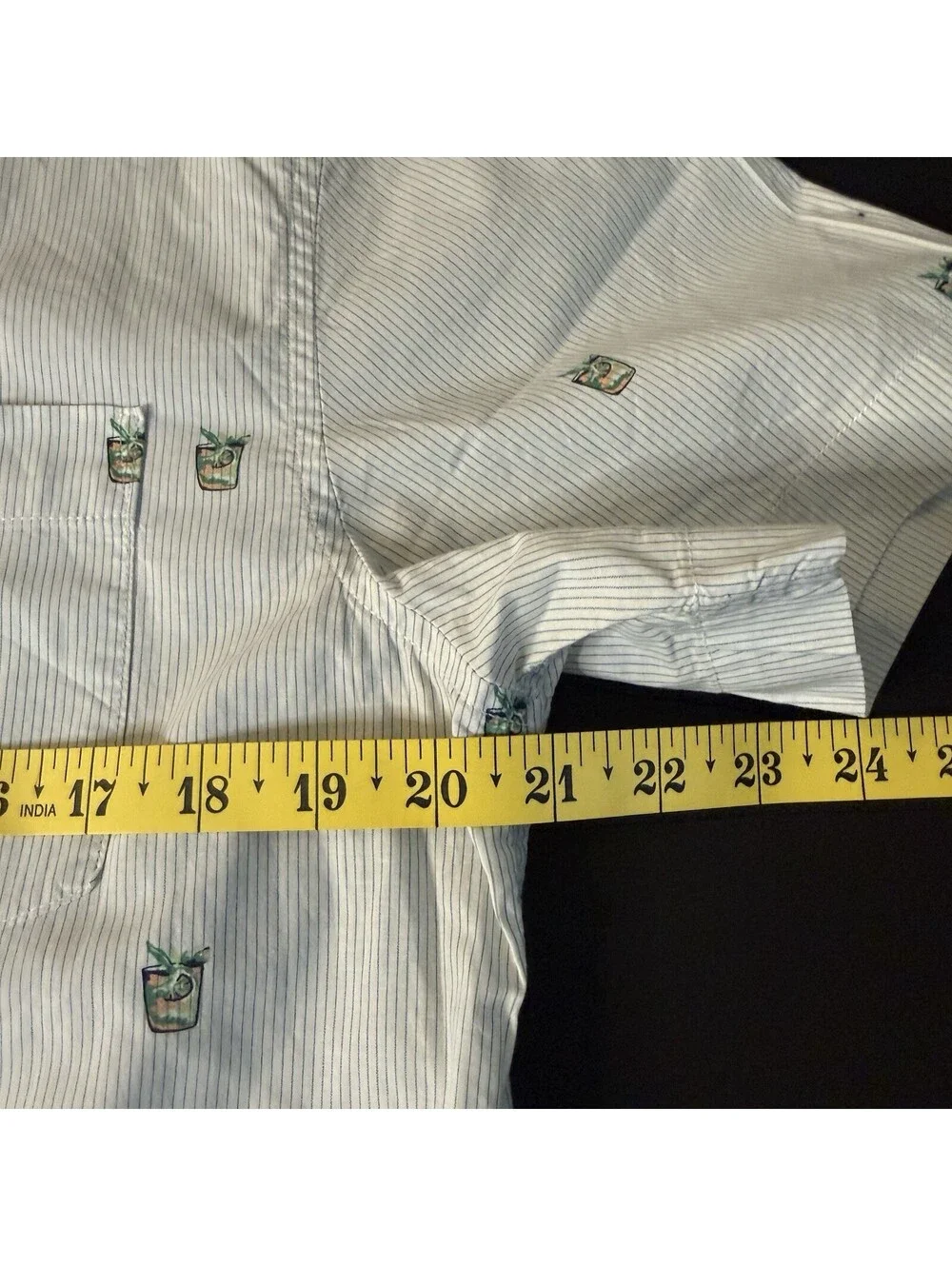 Banana Republic Slim Fit Shirt Men’s Medium White Blue Stripe Cocktail Print